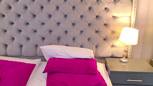 Chat +18 de EllaEvanz ao vivo