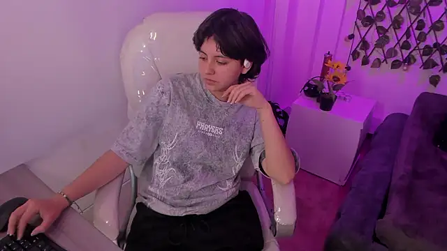 Nathaly_dsのライブXXXチャット