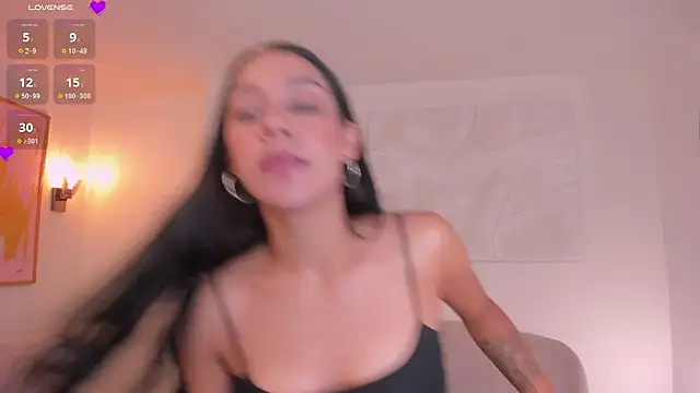 AmaliaCrusのライブXXXチャット