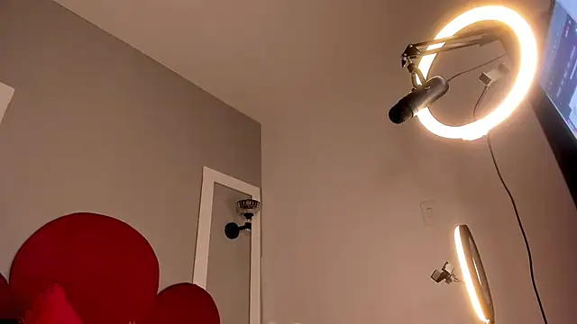 Bonniie_22 Live XXX-chat