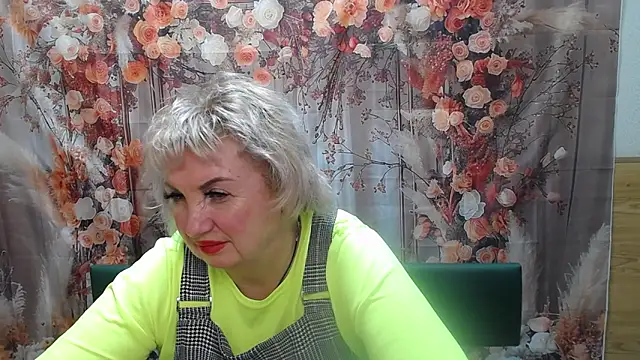 XXX chat uživo modela RenataDaster