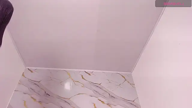 XXX chat uživo modela nicol_fury