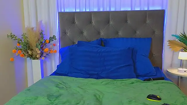 Ariana_Petite – Naživo XXX chat