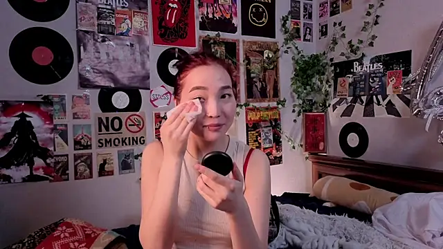 OdetteBiddyのライブXXXチャット