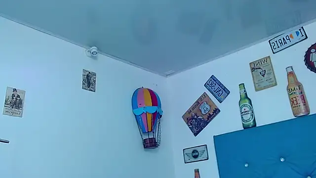 Alexa_sweet__: διαδικτυακό σόου στην κάμερα