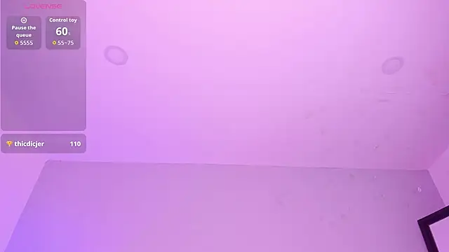 Živý XXX chat Kloebaby_