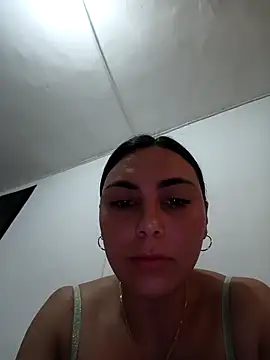 Ariana_rouse Chat XXX in diretta