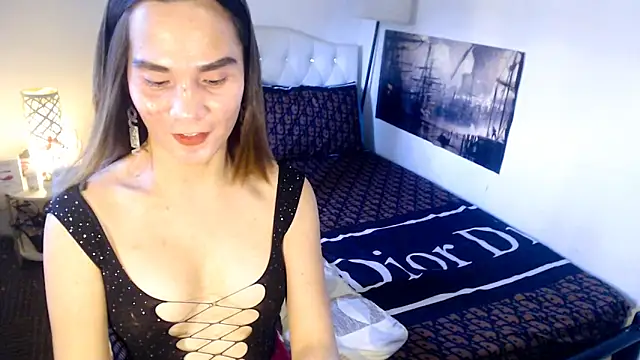 NinaDOM4CUM Webcam-Show