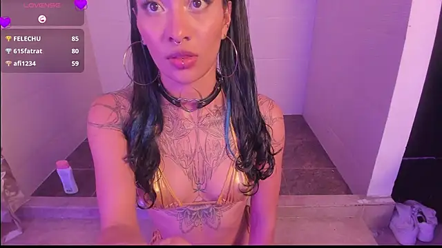 Chat XXX ao vivo de NicoleMonet1