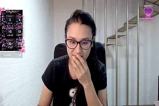 Jessie_Desire élő XXX-chatje