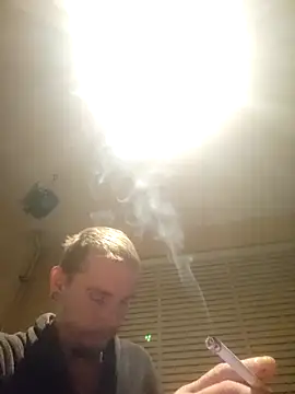 piercingpik Chat XXX in diretta