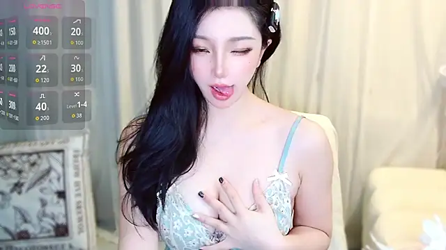 Chat XXX en directo de Lala-Baobei