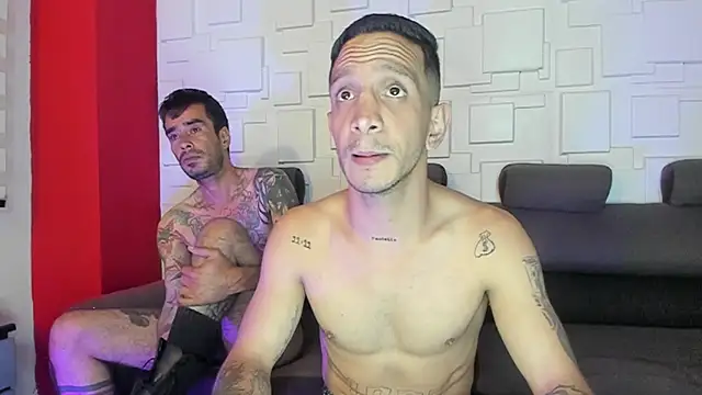 GloryHoleCol Chat XXX in diretta