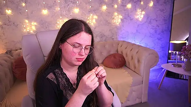 SophieDreamss Adlı Modelin Canlı XXX Sohbeti