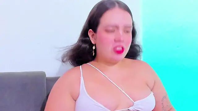 แชท XXX สดของ Emely_pregnantt