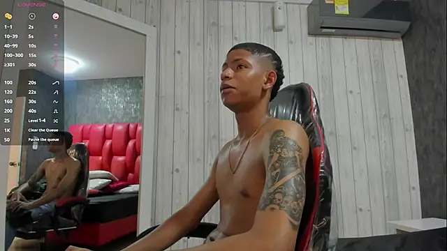 _erick_j élő XXX-chatje