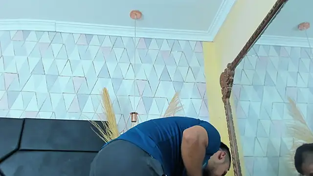 AronGarcia élő XXX-chatje