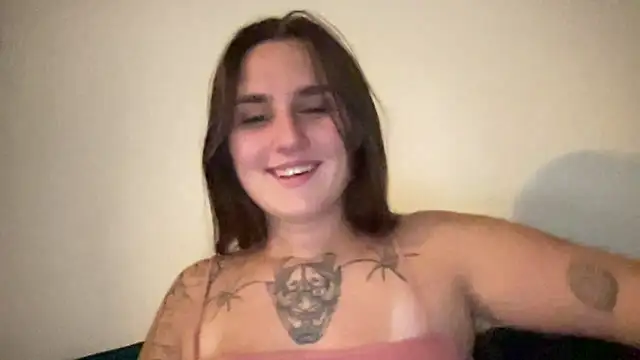 MilaHornyGirl's Live XXX Chat