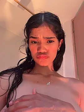 emycarver09n Live XXX chat