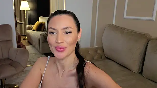 Pertunjukan Kamera Web Medussaeyes