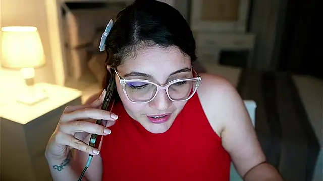 Camilaa_bueno 现场XXX聊天