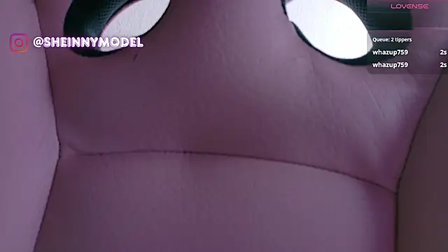 Sheinny_brown1's Webcam Show