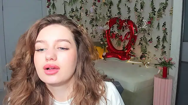 MiracleCurly Chat XXX in diretta