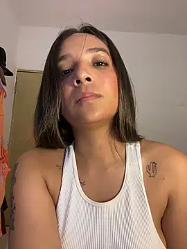 Chat XXX ao vivo de cutie_dance