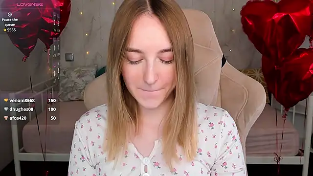 Shy_Polly: онлайн-секс-чат