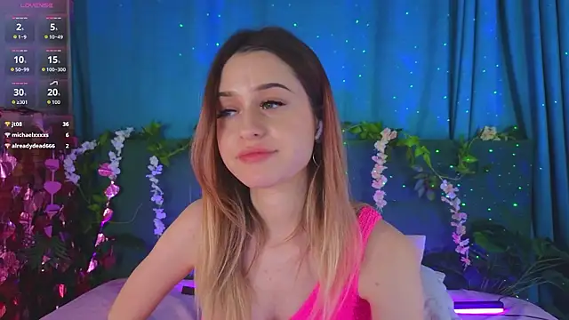 Онлайн чат XXX AlinaWalters