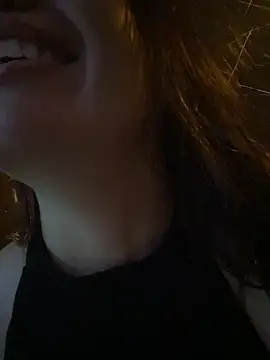 ValentinaEliot 现场XXX聊天