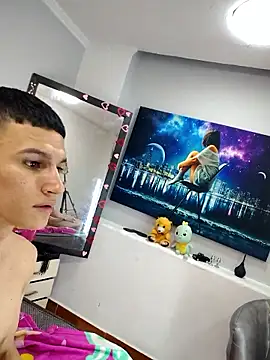 Sophi_and_Jack: онлайн-секс-чат