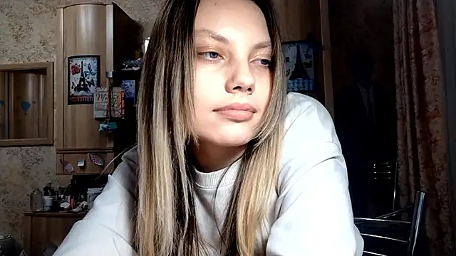 loaneei Live XXX Chat