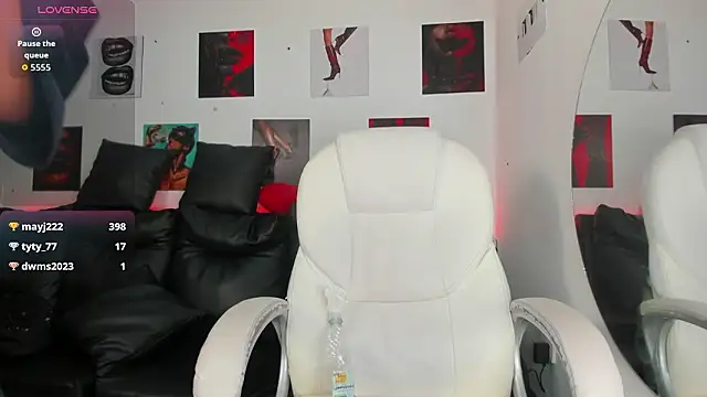 valkyria_12: απευθείας συνομιλ ία ΧΧΧ