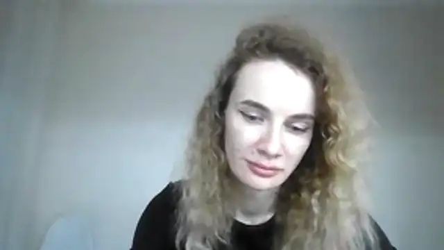 Chat +18 de AinyrVixxen ao vivo