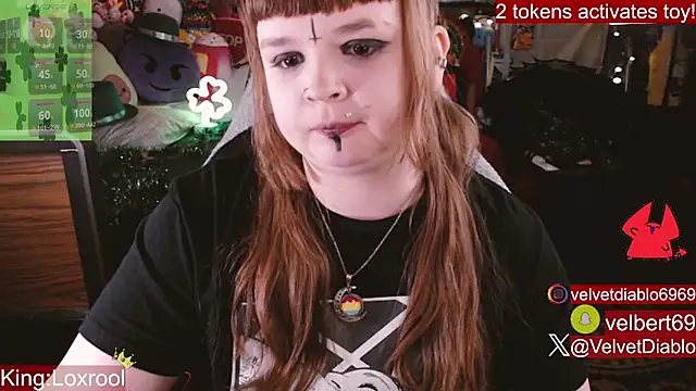 VelvetDiablo Chat XXX live