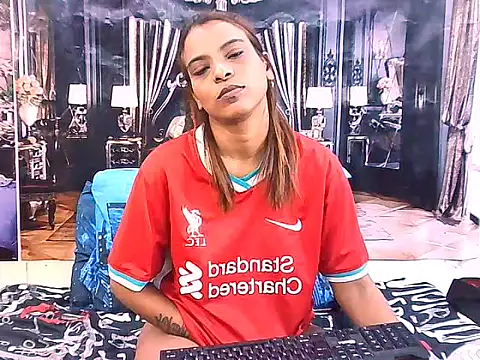 Chat +18 de IndianSexyAss ao vivo