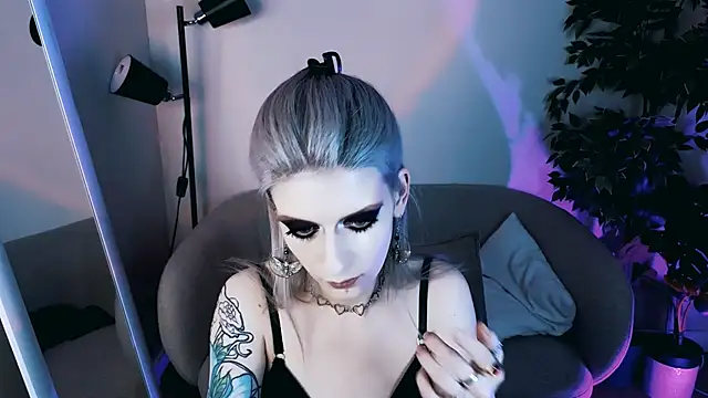 Noah_ElmerX: вебкам-шоу