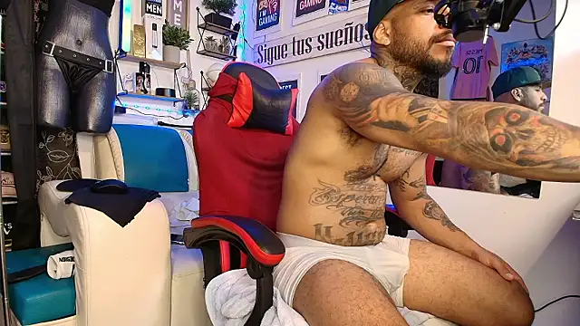 Leenar_Key 现场XXX聊天