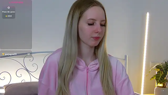 KarnetJ's Live XXX Chat