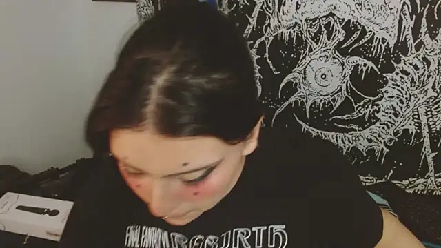 mikaskullcs live XXX chat