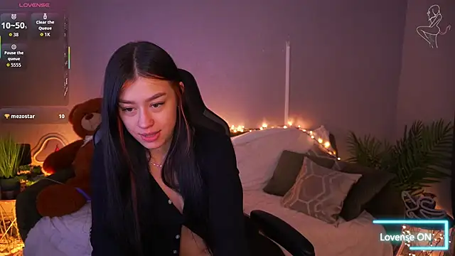 FataleNellie live XXX chat