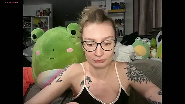 harleyblair 在線直播表演