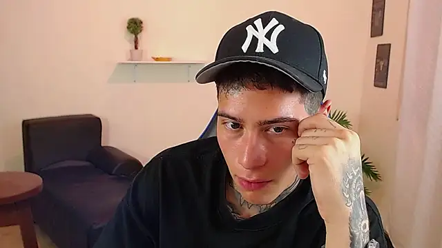 setthomas 现场XXX聊天