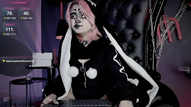 Navier__'s Live XXX Chat