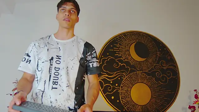 AlessioVitale 现场XXX聊天