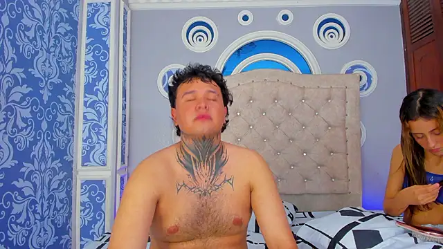 Beele_and_Evie 라이브 XXX 채팅