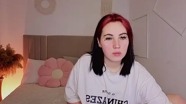 Kittycat_meooow élő XXX-chatje
