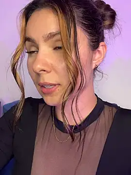 Chat +18 de SofiaG_ ao vivo