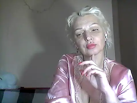 Show modela MaryJane441 na web-kameri